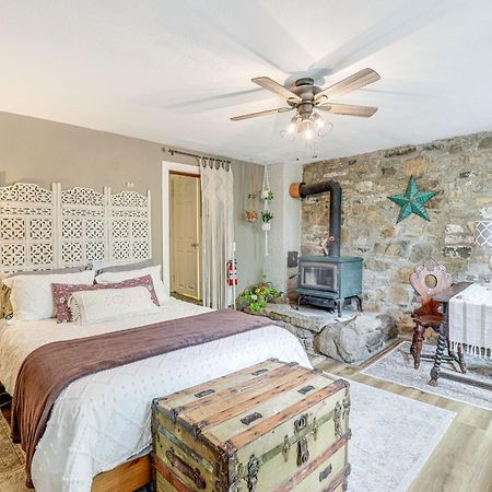 Charming Getaway Less Than 1 Mi To Downtown Lambertville! المظهر الخارجي الصورة